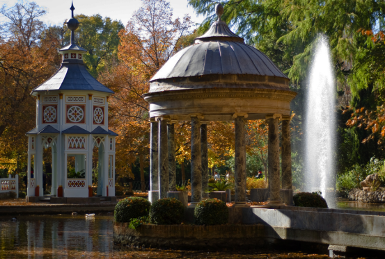 The Grandeur of European Royal Gardens: A Legacy of Power and Nature